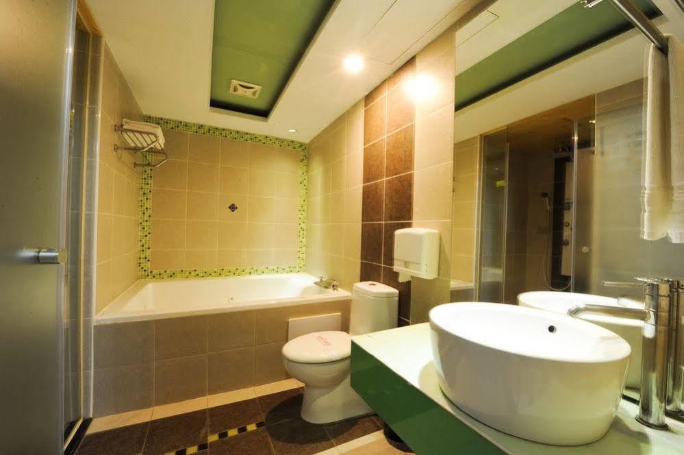 Zj Motel Hsinchu Exterior foto